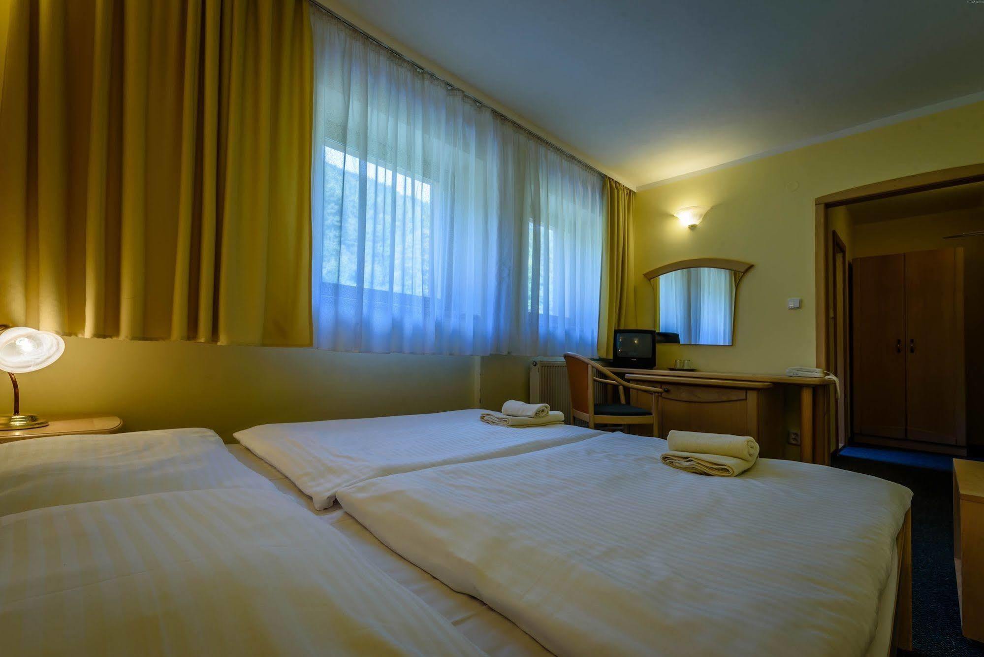 Hotel Boboty Terchová Esterno foto