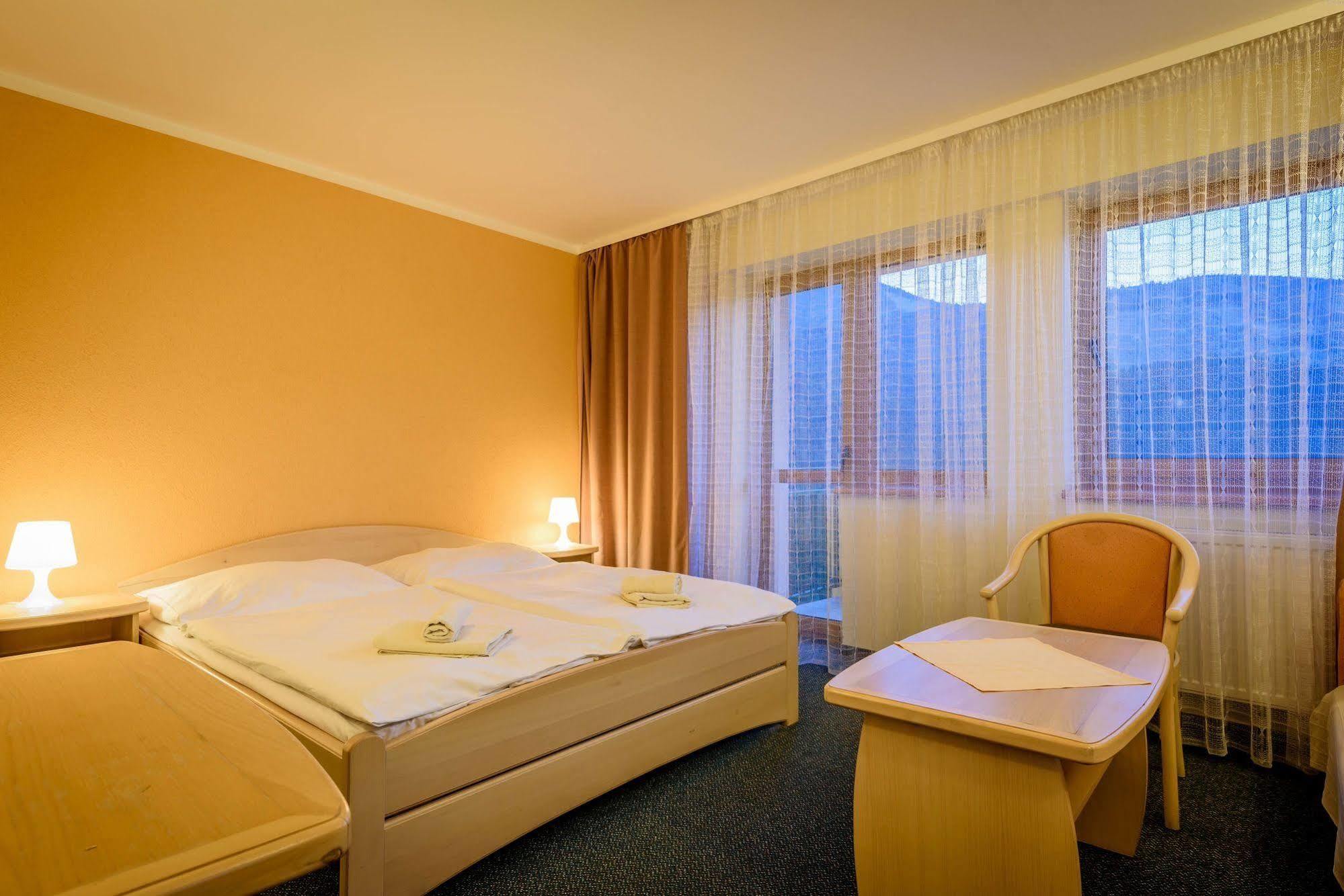 Hotel Boboty Terchová Esterno foto