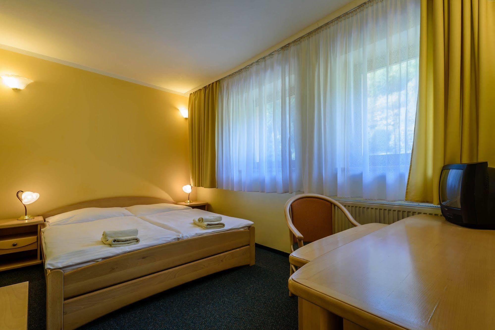 Hotel Boboty Terchová Esterno foto